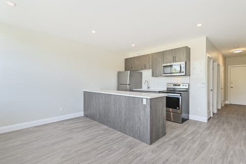 Floor plan for 1 bed, 600 sqft